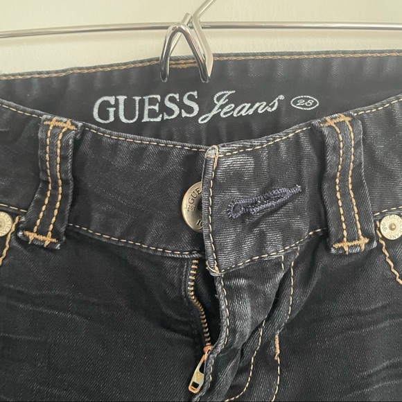 Guess Low Rise Skinny Jeans - Picture 3 of 4